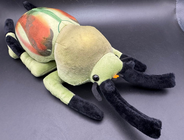 わくわく図鑑 ニジイロクワガタぬいぐるみ中