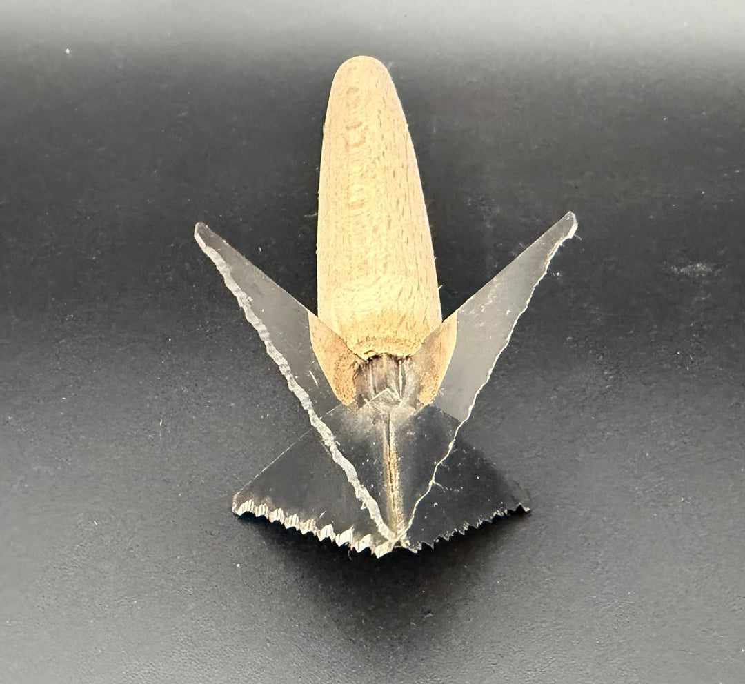 昆虫ゼリー十字カッター（フタ切り目カッター）