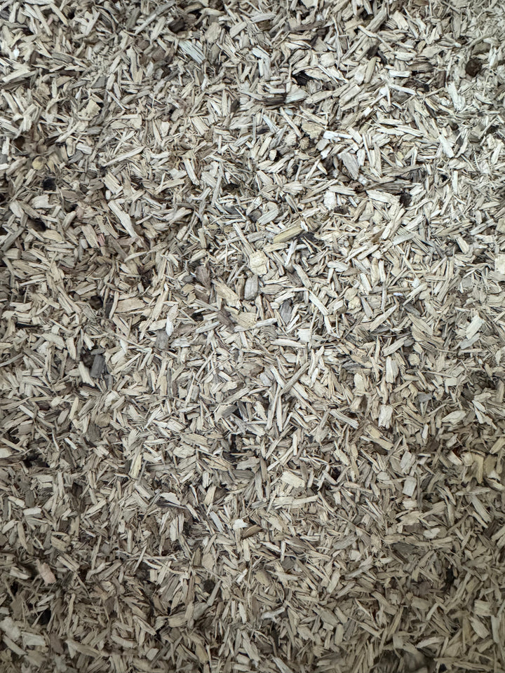 粉砕マット10L(クヌギ80%コナラ20%) 幼虫用発酵マットの素材 / 成虫マット 兼用