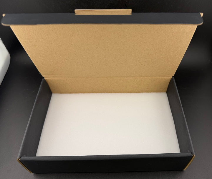 【標本箱】輸送用段ボール箱 182×115×45mm